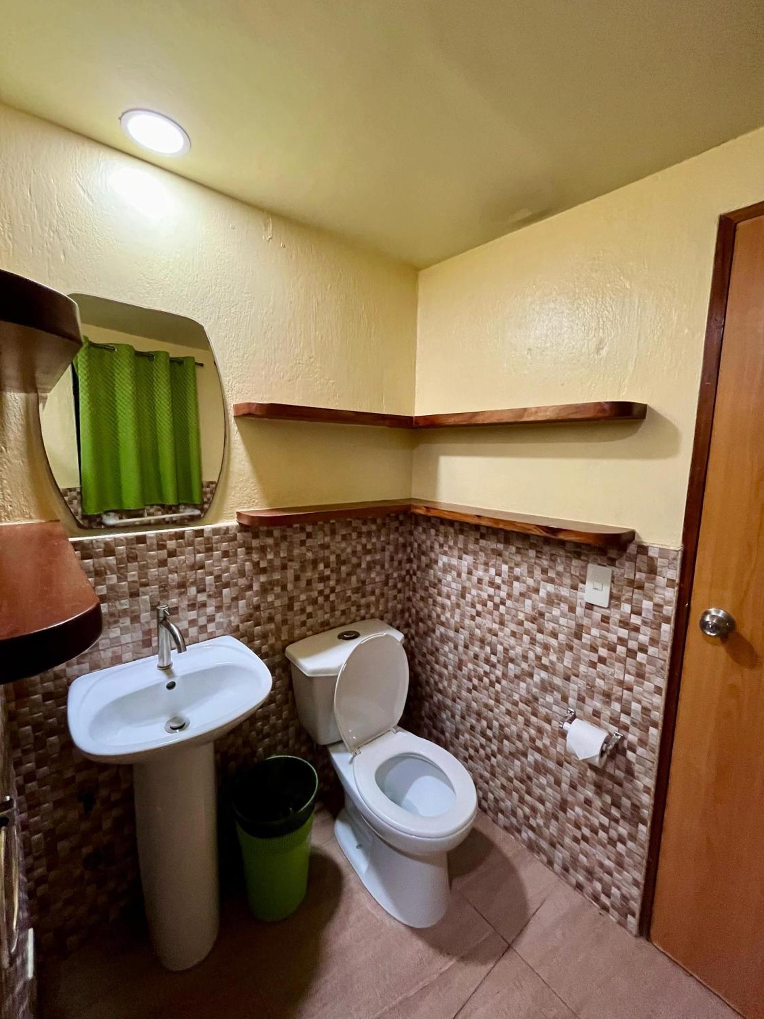 Midnite Inn Panglao Extérieur photo