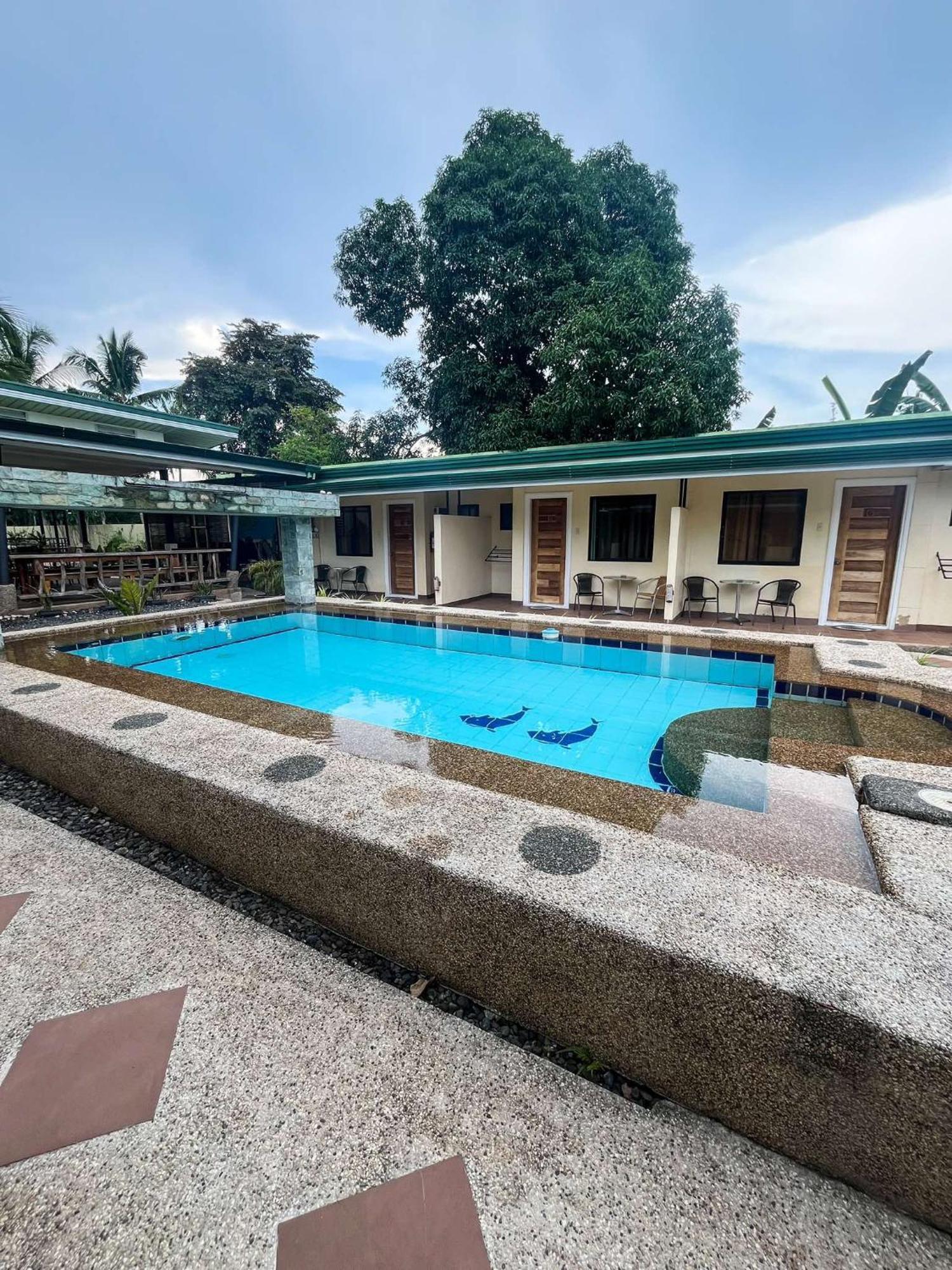 Midnite Inn Panglao Extérieur photo